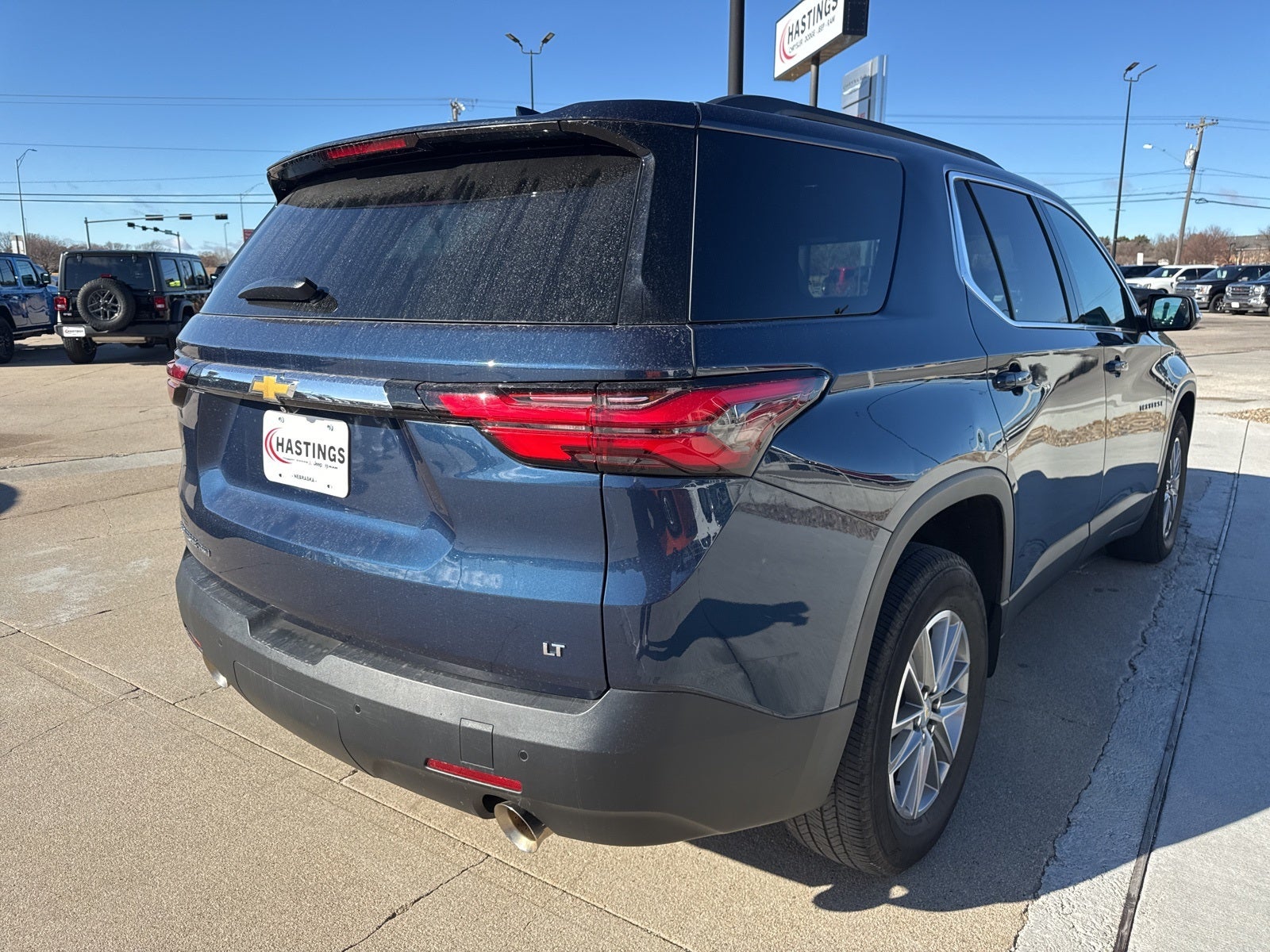 2023 Chevrolet Traverse AWD LT Cloth