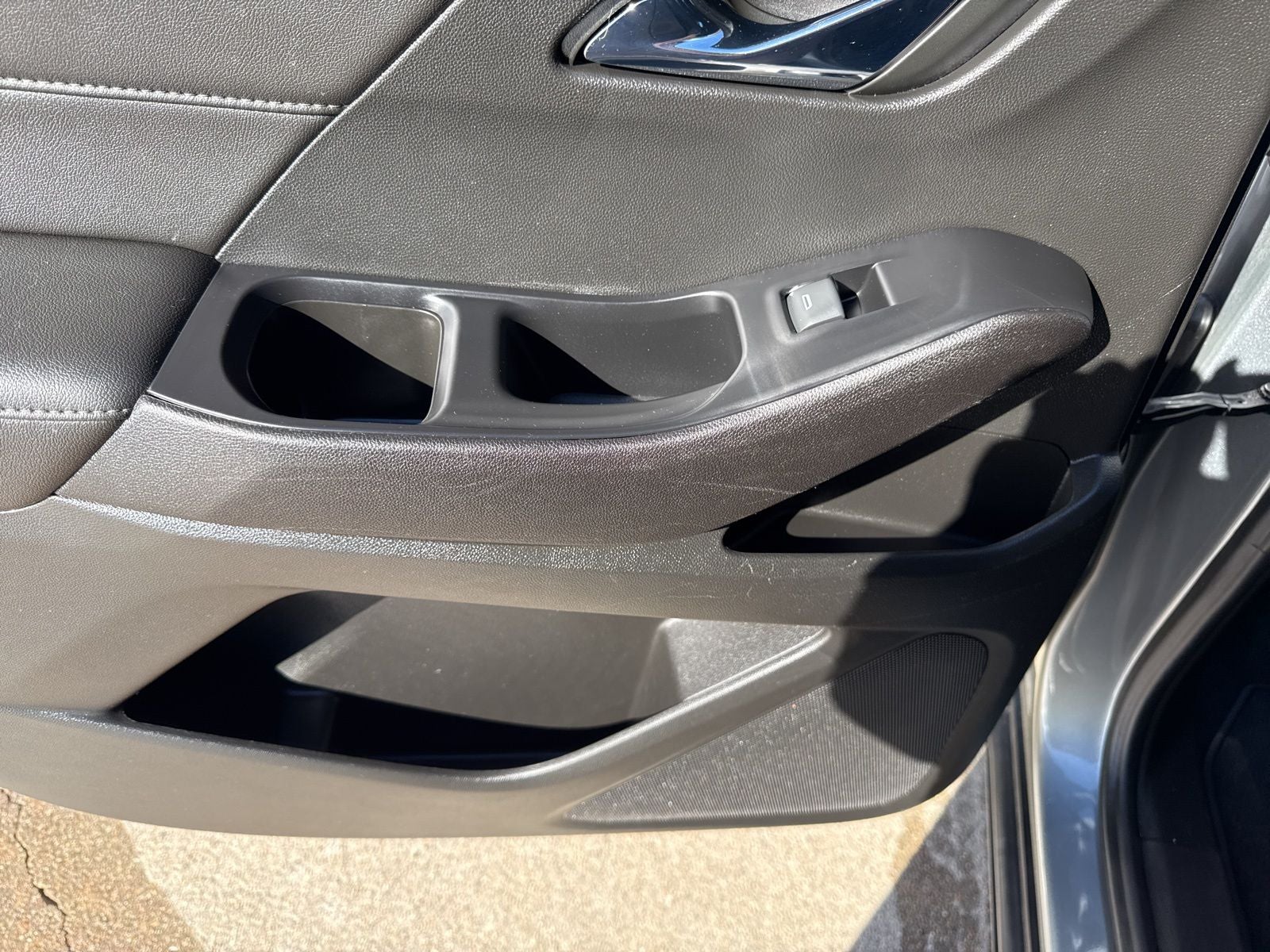 2023 Chevrolet Traverse AWD LT Cloth