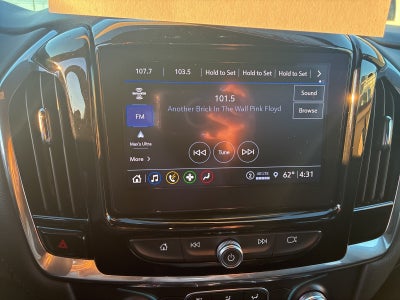 2023 Chevrolet Traverse AWD LT Leather