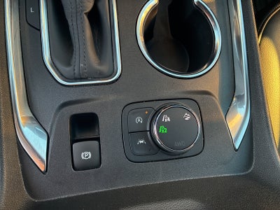2023 Chevrolet Traverse AWD LT Leather