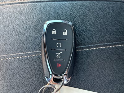 2023 Chevrolet Traverse AWD LT Leather