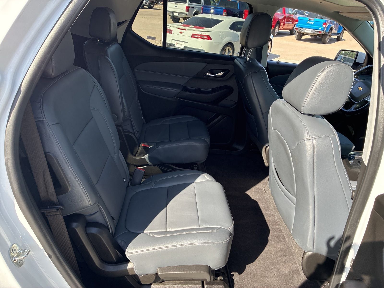 2021 Chevrolet Traverse AWD LT Leather