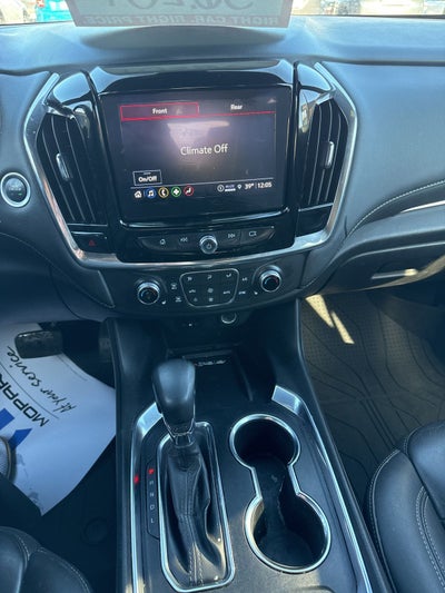 2023 Chevrolet Traverse AWD LT Leather