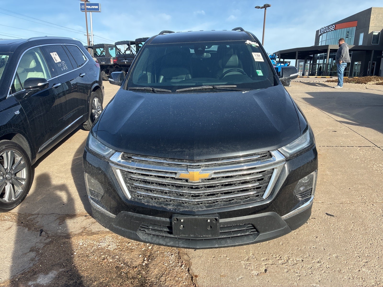 2023 Chevrolet Traverse AWD LT Leather