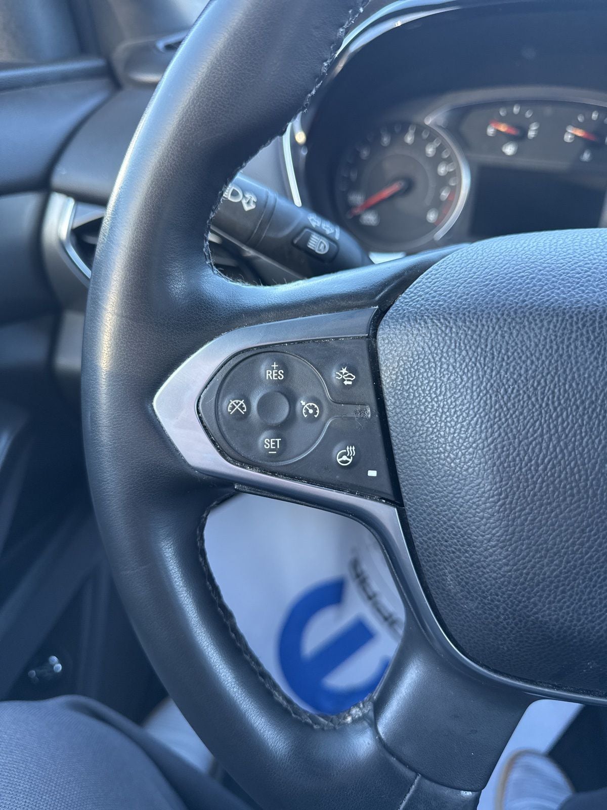 2023 Chevrolet Traverse AWD LT Leather