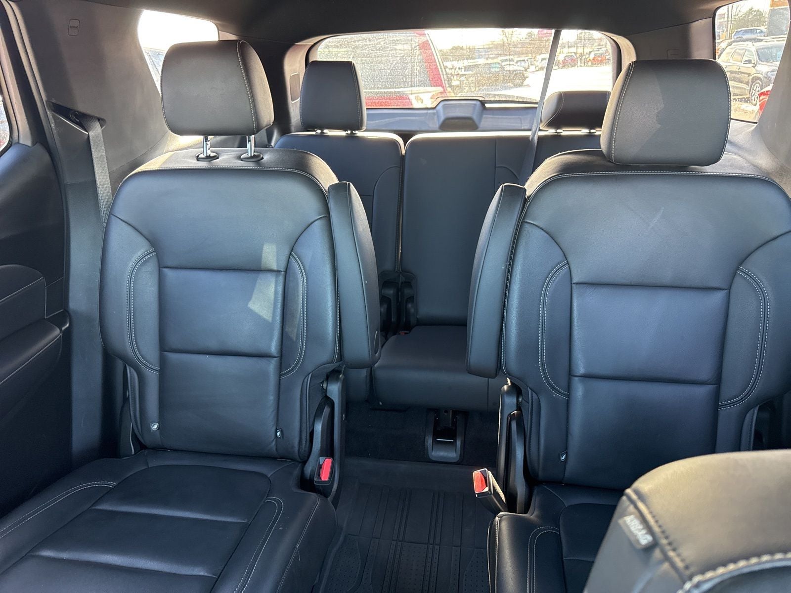 2023 Chevrolet Traverse AWD LT Leather