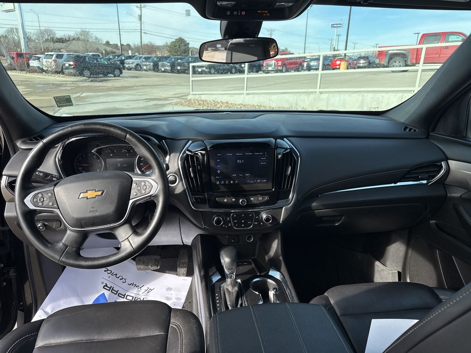 2023 Chevrolet Traverse AWD LT Leather