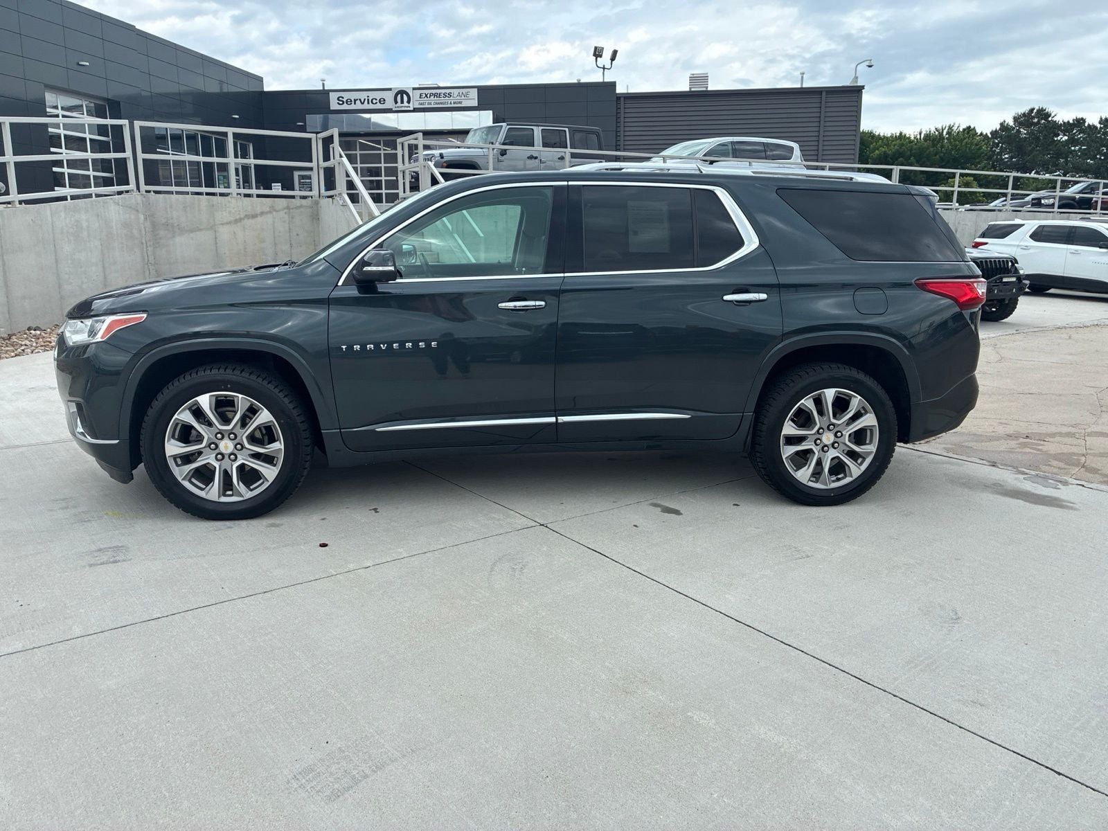 2021 Chevrolet Traverse AWD Premier