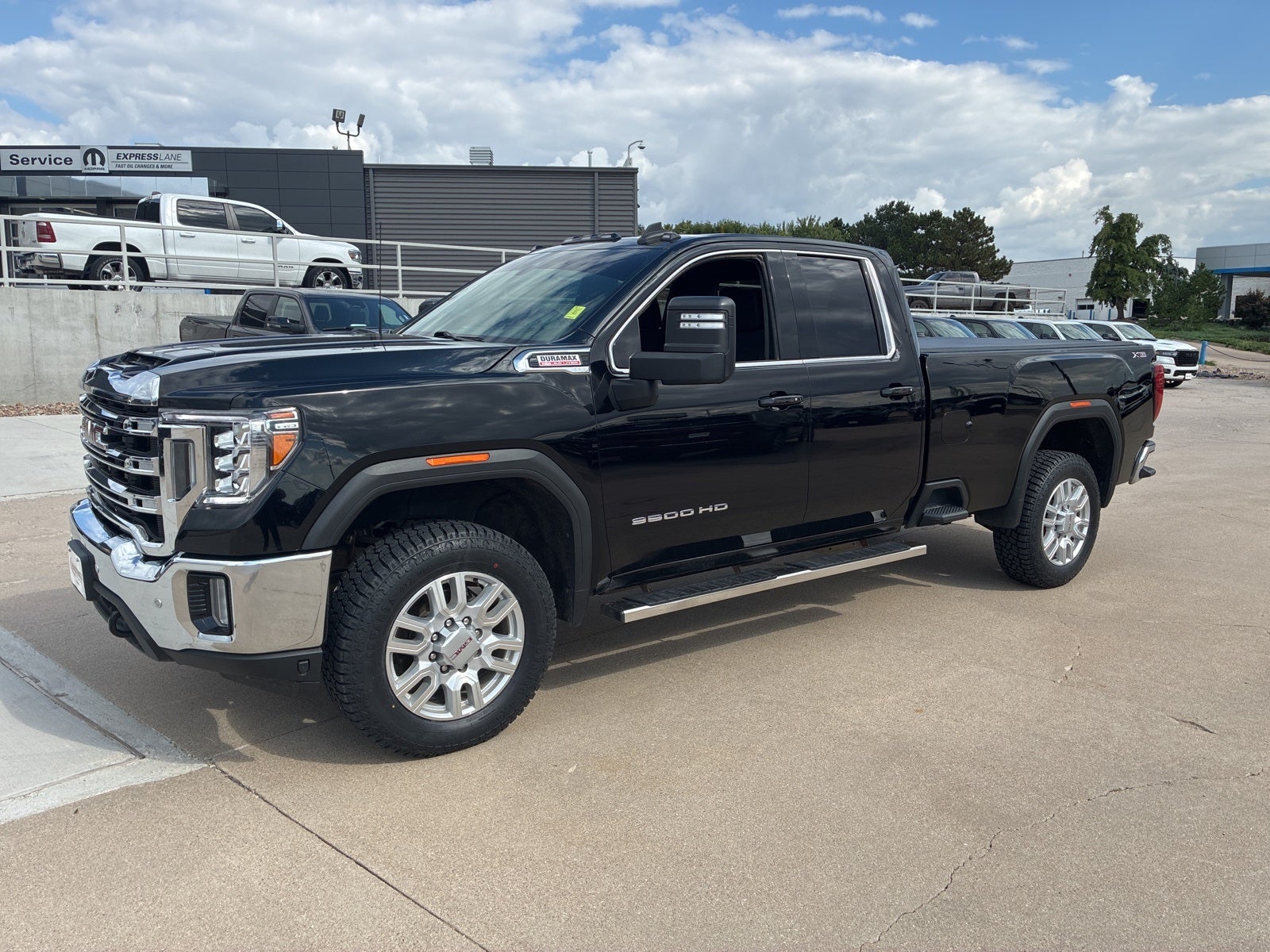 2022 GMC Sierra 3500HD 4WD Double Cab Long Bed SLE