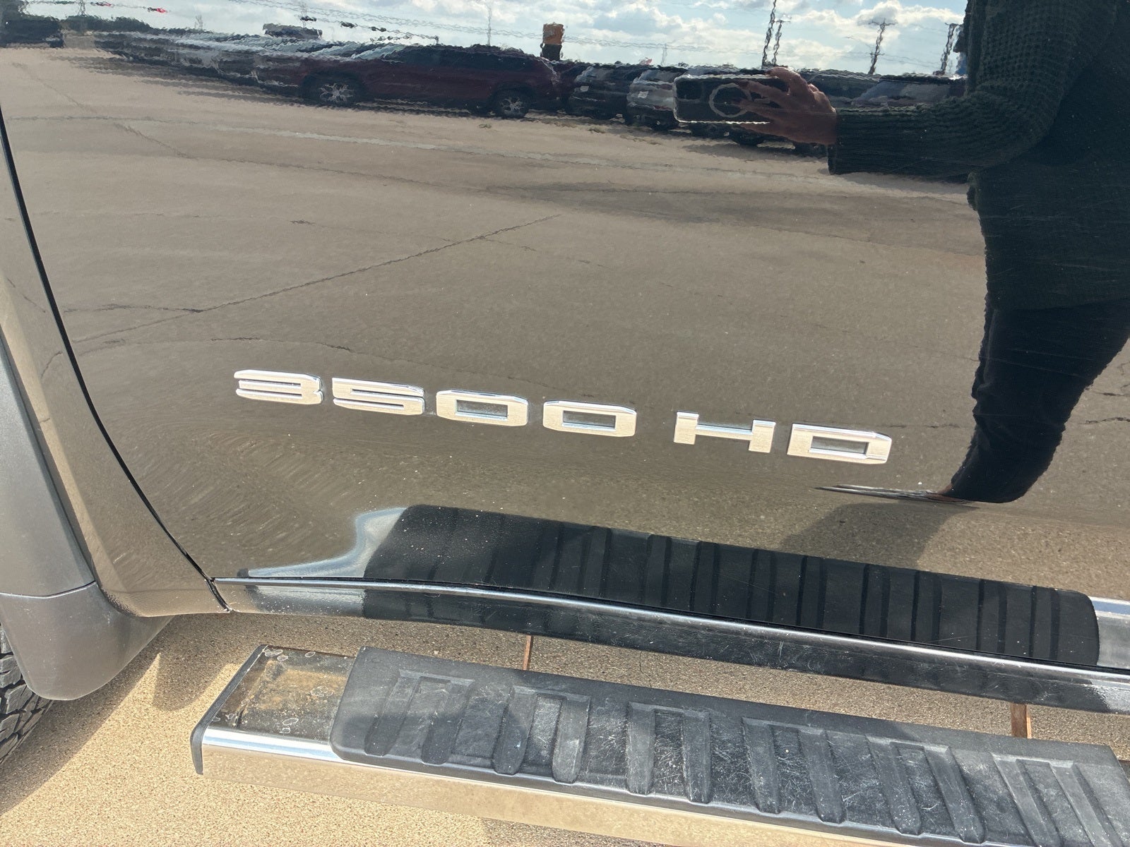 2022 GMC Sierra 3500HD 4WD Double Cab Long Bed SLE