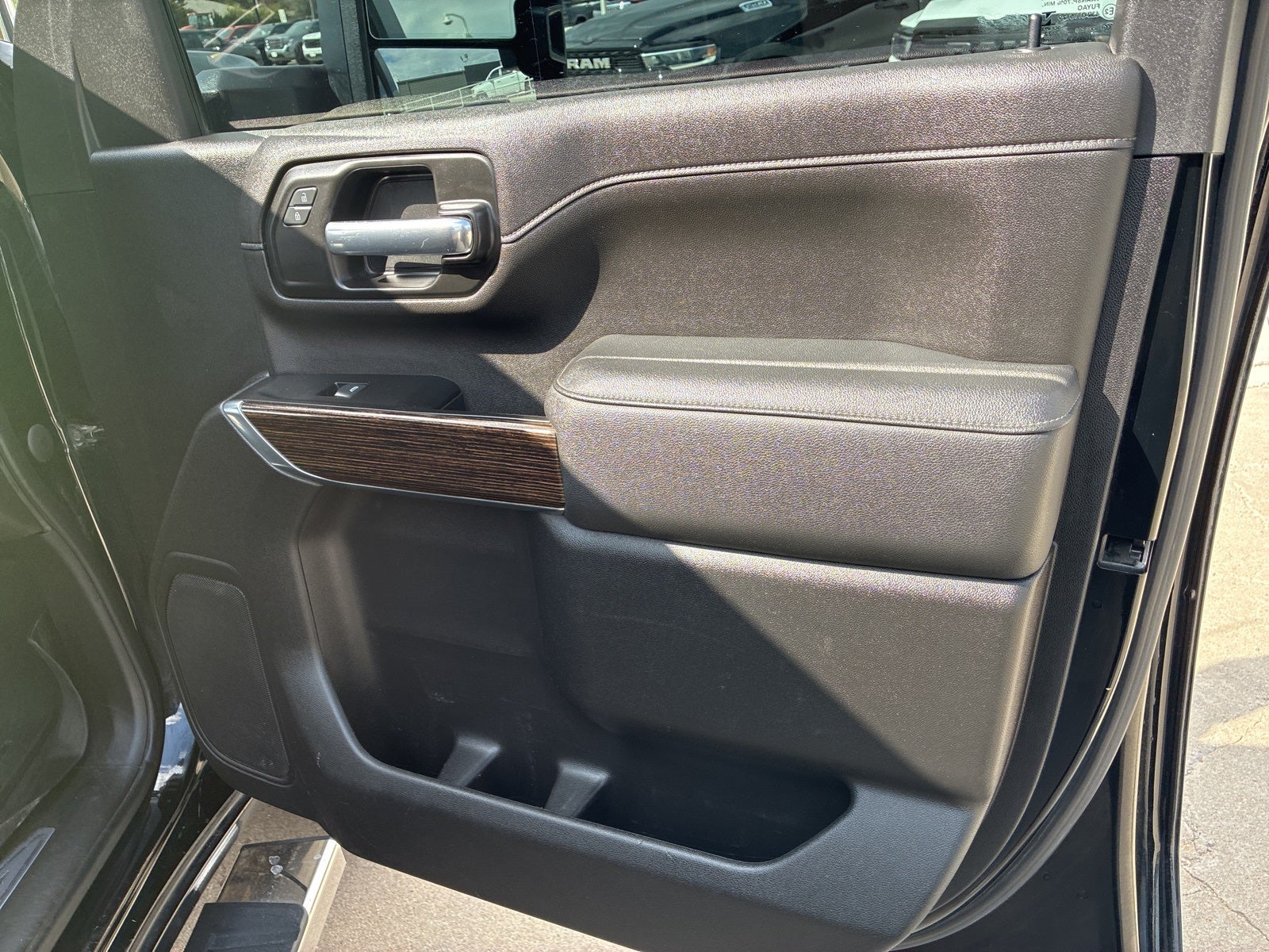 2022 GMC Sierra 3500HD 4WD Double Cab Long Bed SLE