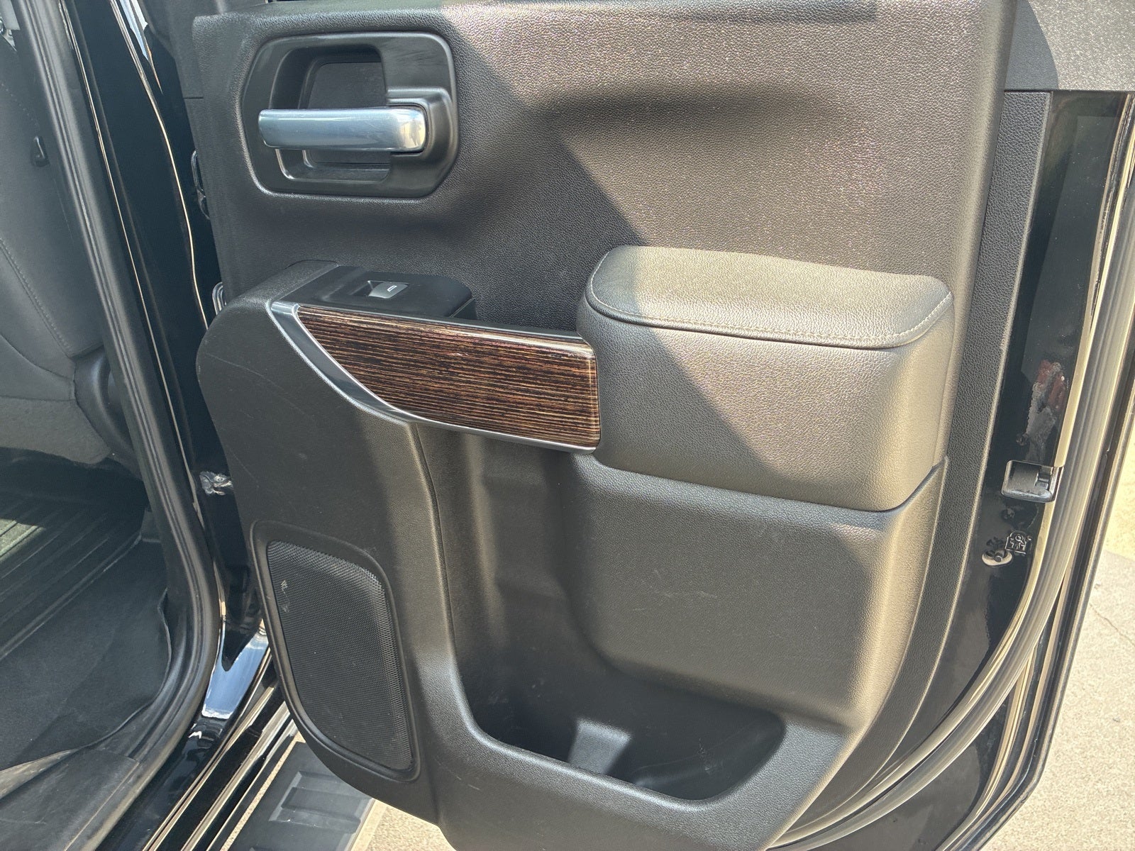 2022 GMC Sierra 3500HD 4WD Double Cab Long Bed SLE