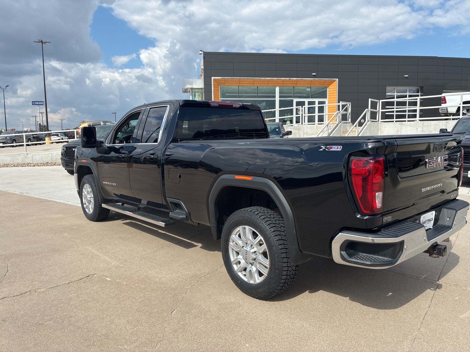 2022 GMC Sierra 3500HD 4WD Double Cab Long Bed SLE