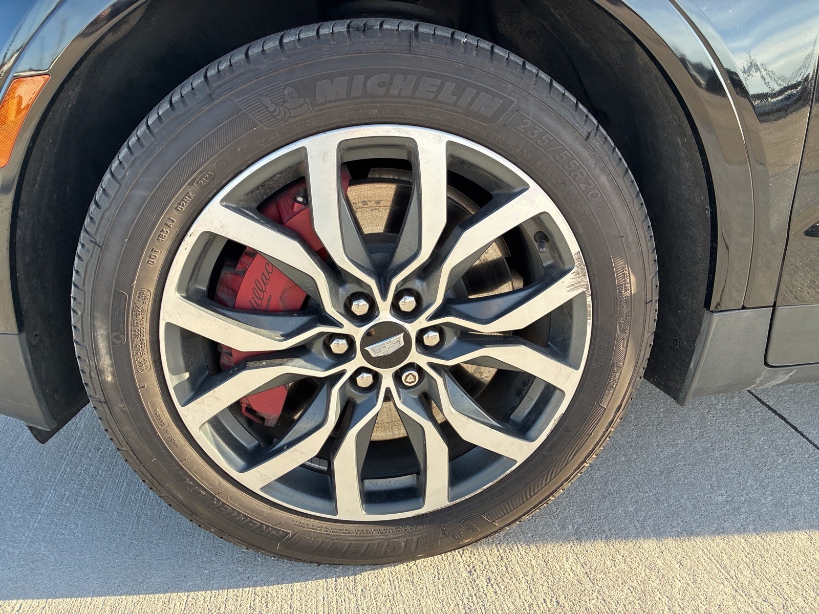 2023 Cadillac XT5 AWD Sport