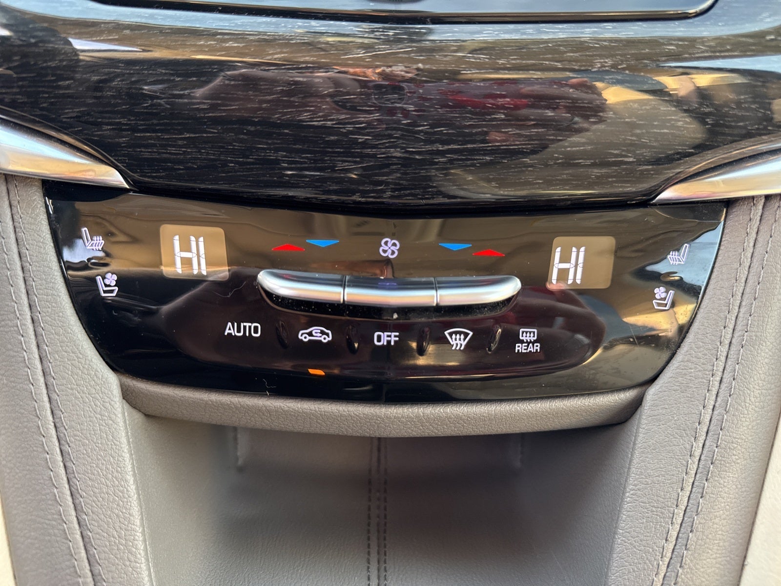 2022 Cadillac XT6 AWD Premium Luxury