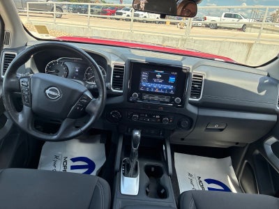 2022 Nissan Frontier Crew Cab SV 4x4