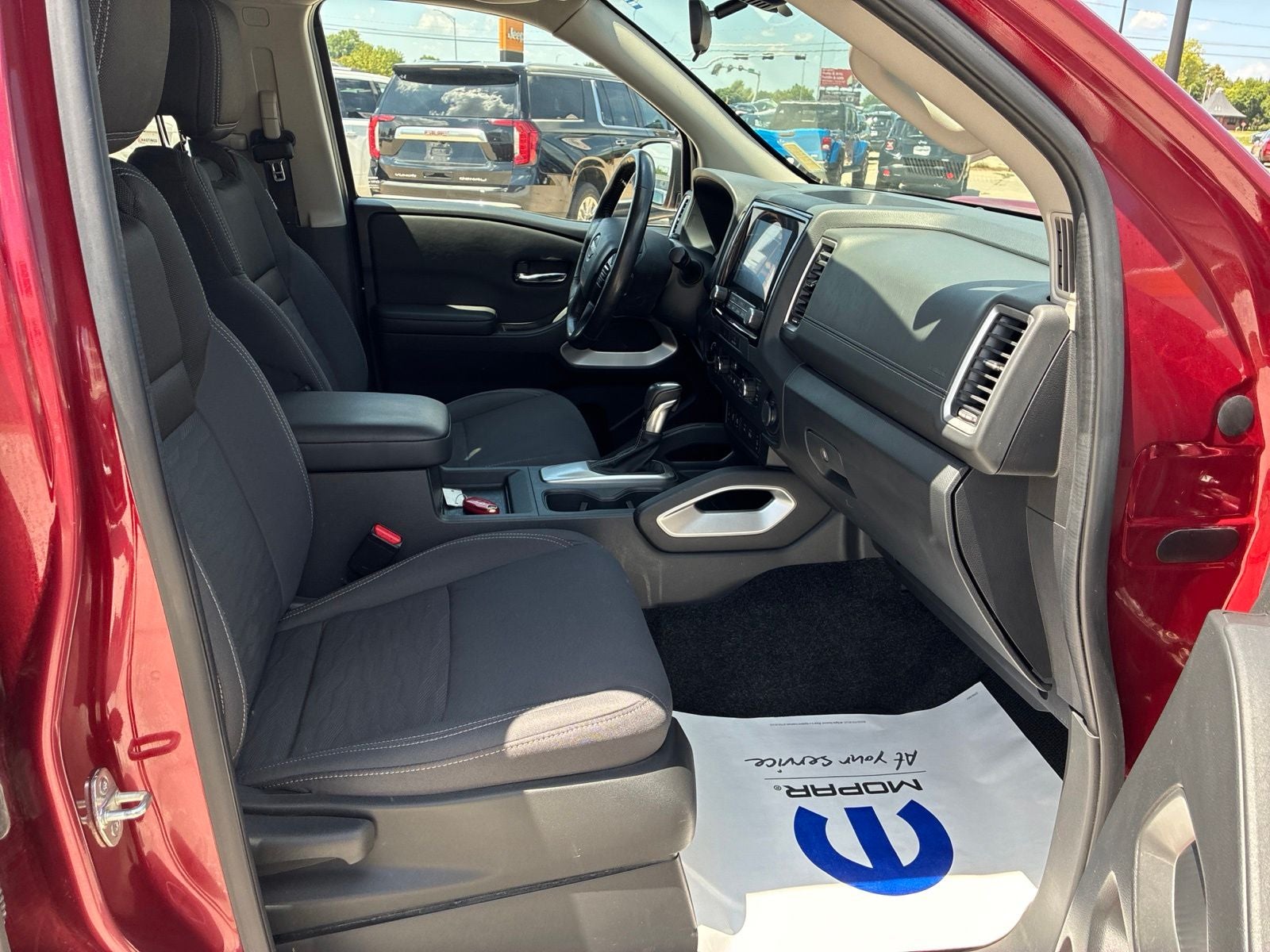 2022 Nissan Frontier Crew Cab SV 4x4