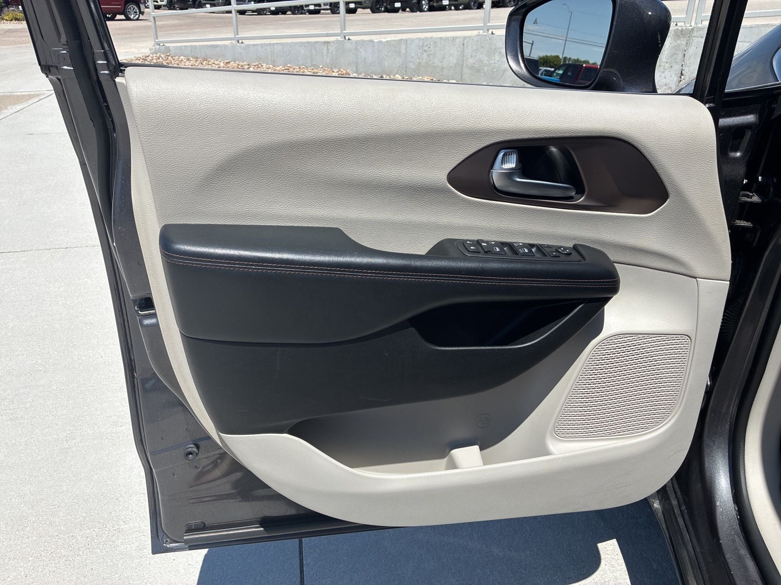 2019 Chrysler Pacifica Touring L