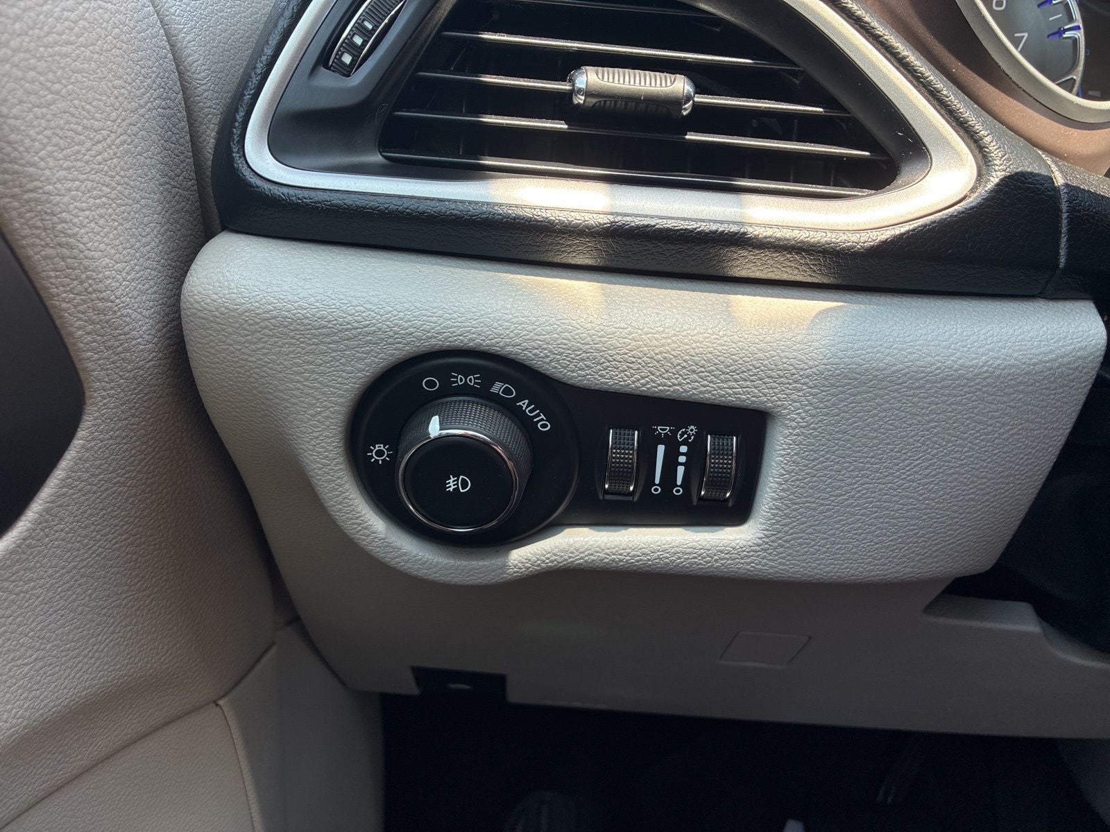 2019 Chrysler Pacifica Touring L