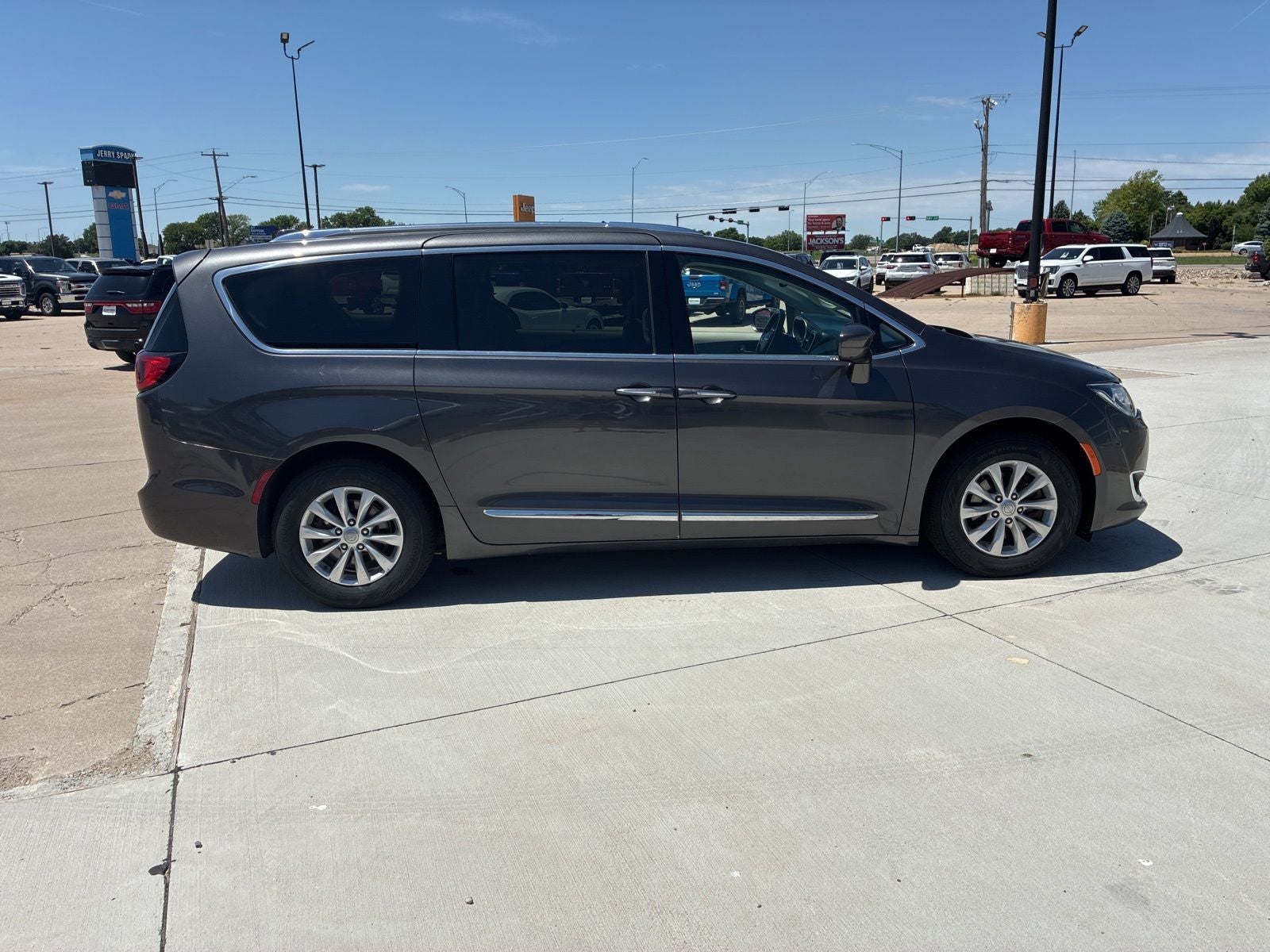 2019 Chrysler Pacifica Touring L