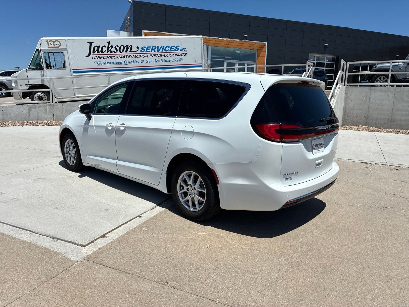 2023 Chrysler Pacifica Touring L