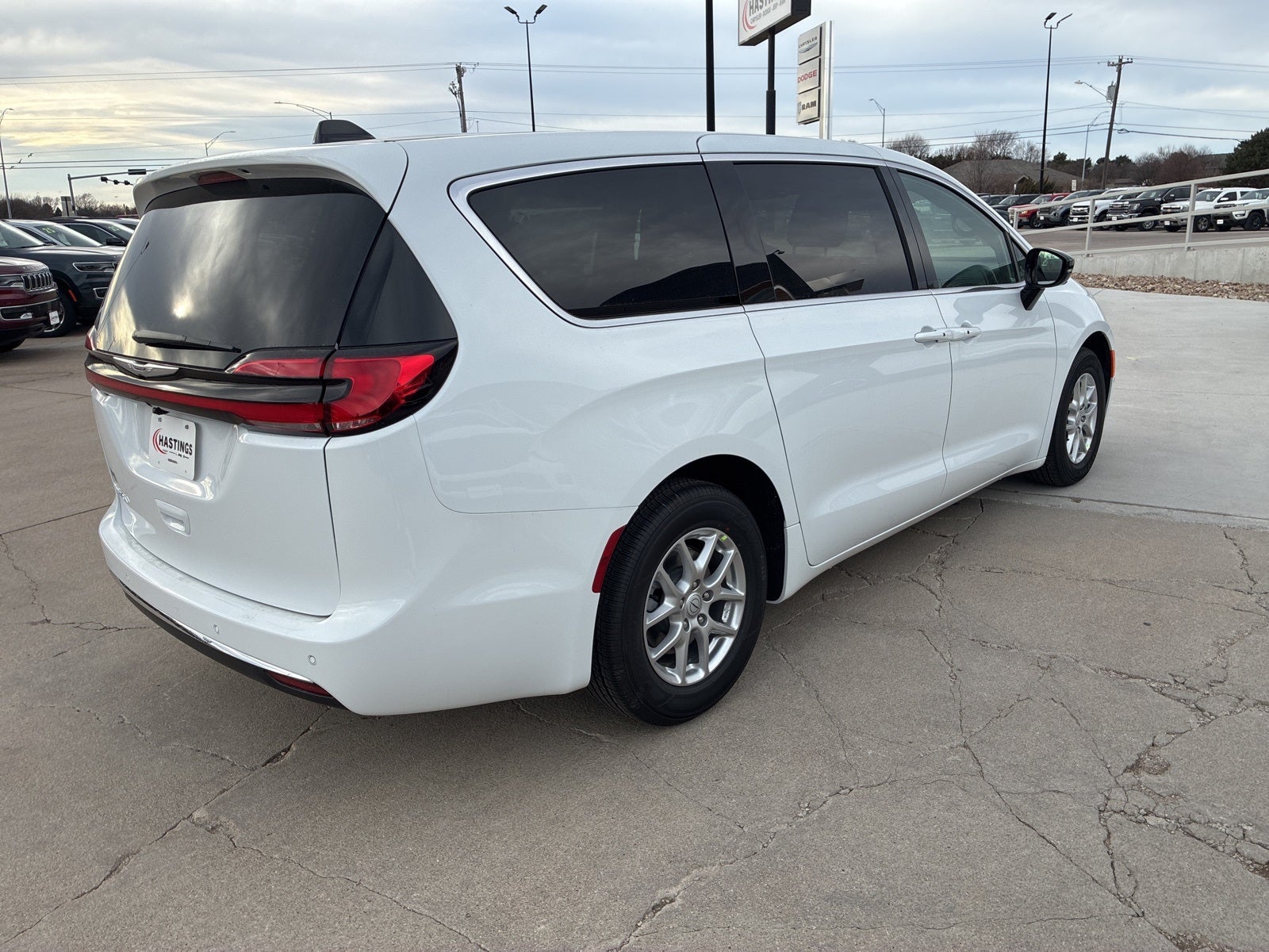 2026 Chrysler Pacifica PACIFICA SELECT