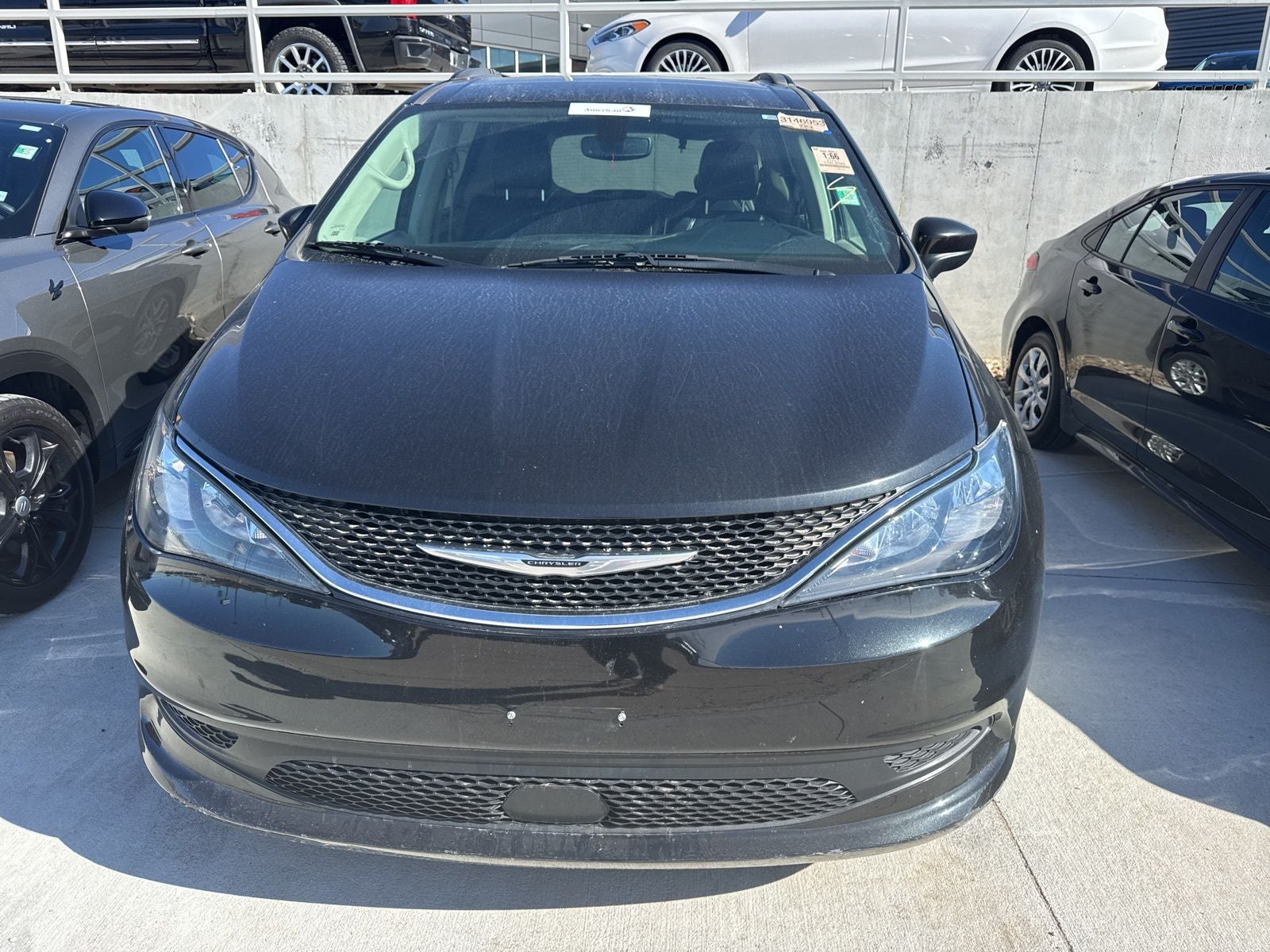 2021 Chrysler Voyager LXI