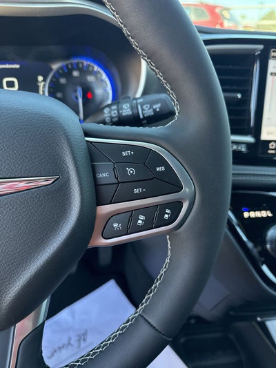 2026 Chrysler Pacifica PACIFICA SELECT AWD