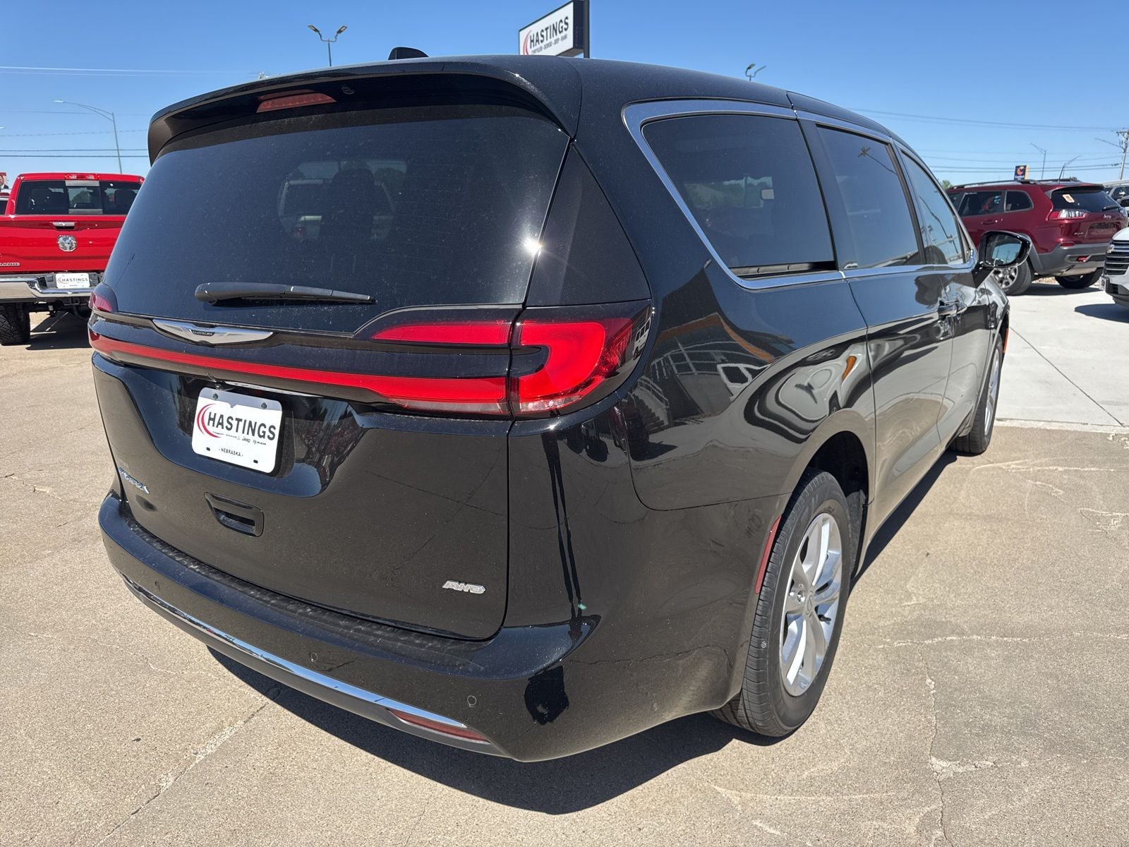 2026 Chrysler Pacifica PACIFICA SELECT AWD