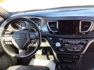 2020 Chrysler Pacifica AWD Launch Edition