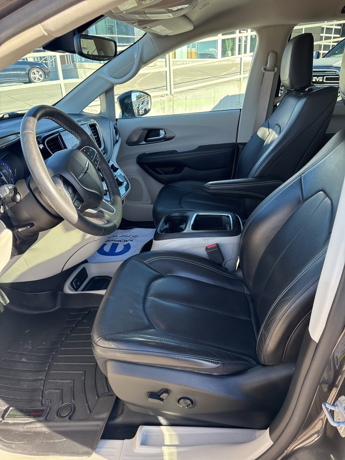 2022 Chrysler Pacifica Touring L AWD
