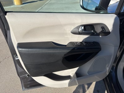 2022 Chrysler Pacifica Touring L AWD