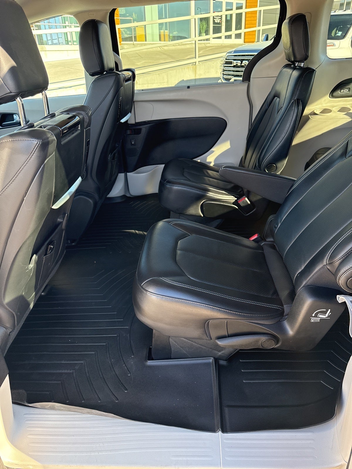 2022 Chrysler Pacifica Touring L AWD