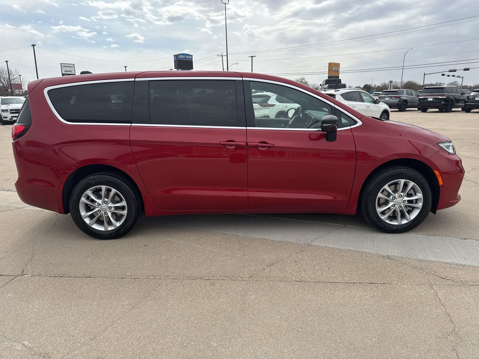 2026 Chrysler Pacifica PACIFICA SELECT AWD