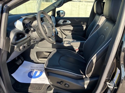 2026 Chrysler Pacifica PACIFICA LIMITED AWD
