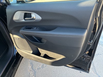 2026 Chrysler Pacifica PACIFICA LIMITED AWD