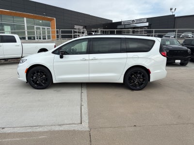 2026 Chrysler Pacifica PACIFICA LIMITED AWD
