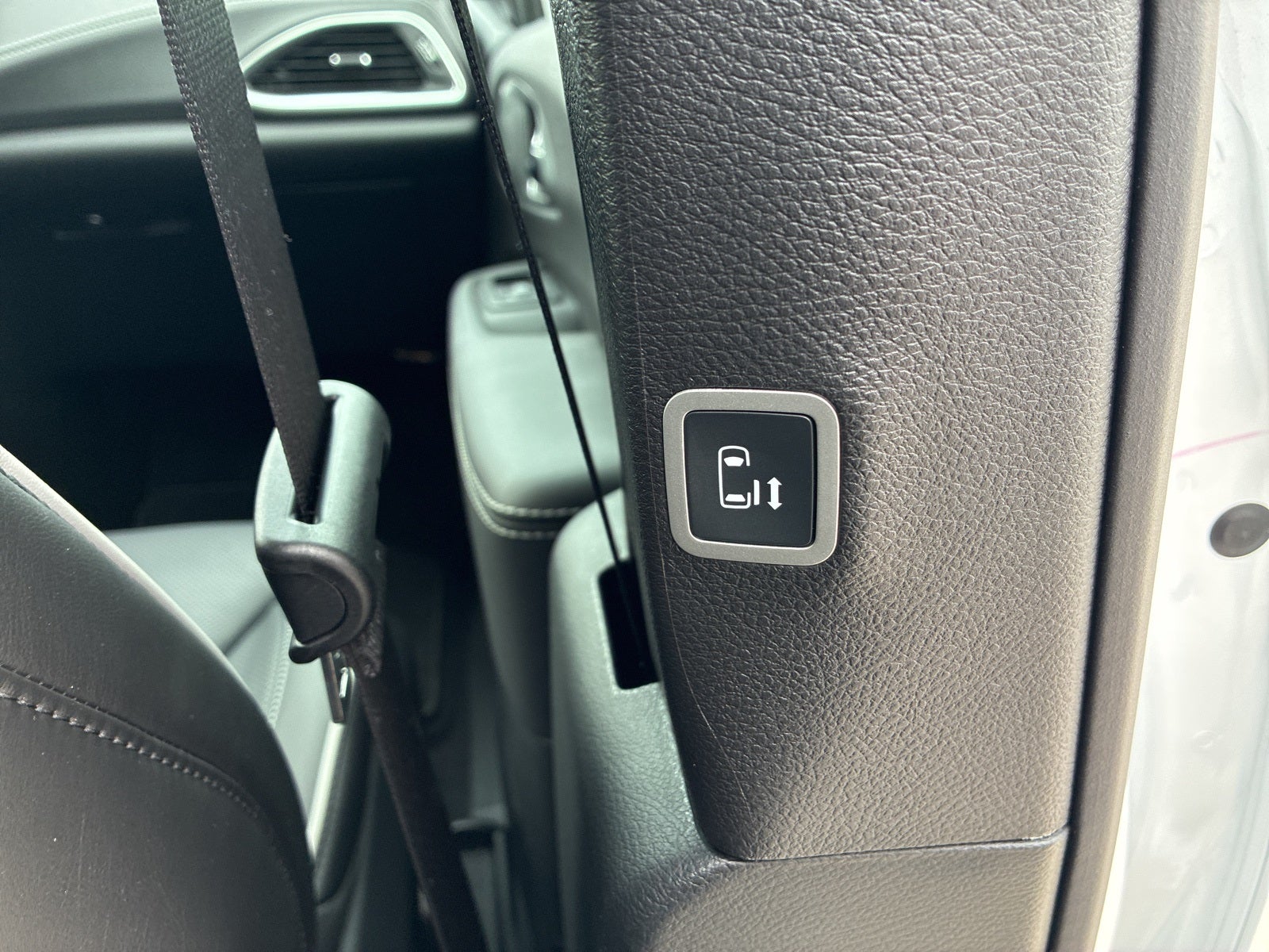 2026 Chrysler Pacifica PACIFICA LIMITED AWD