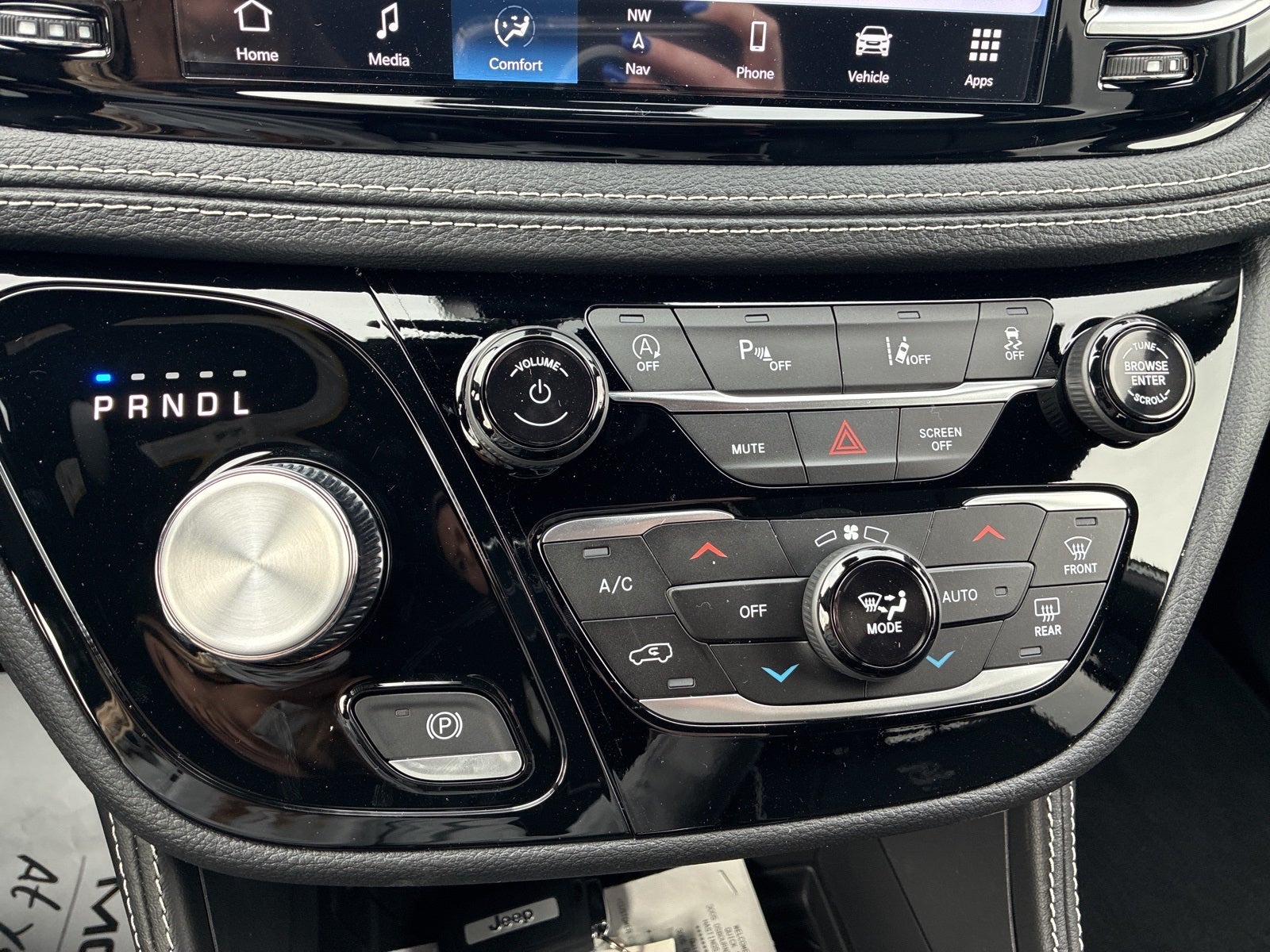 2026 Chrysler Pacifica PACIFICA LIMITED AWD