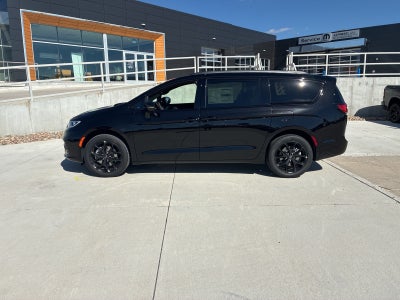 2026 Chrysler Pacifica PACIFICA LIMITED AWD