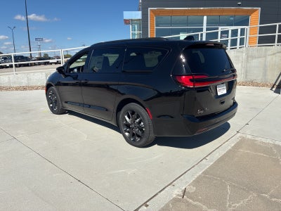 2026 Chrysler Pacifica PACIFICA LIMITED AWD