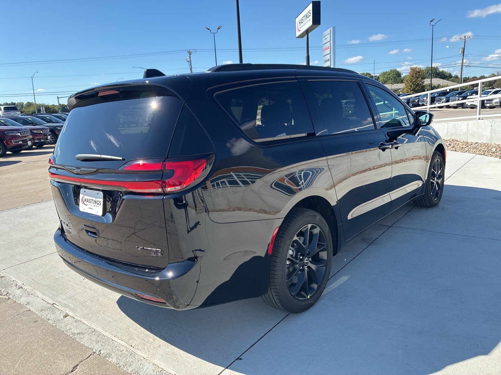 2026 Chrysler Pacifica PACIFICA LIMITED AWD