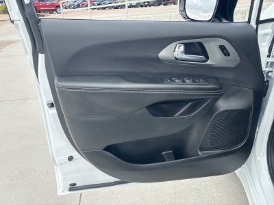 2027 Chrysler Pacifica PACIFICA LIMITED AWD