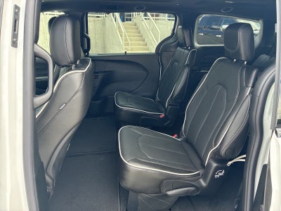 2027 Chrysler Pacifica PACIFICA LIMITED AWD