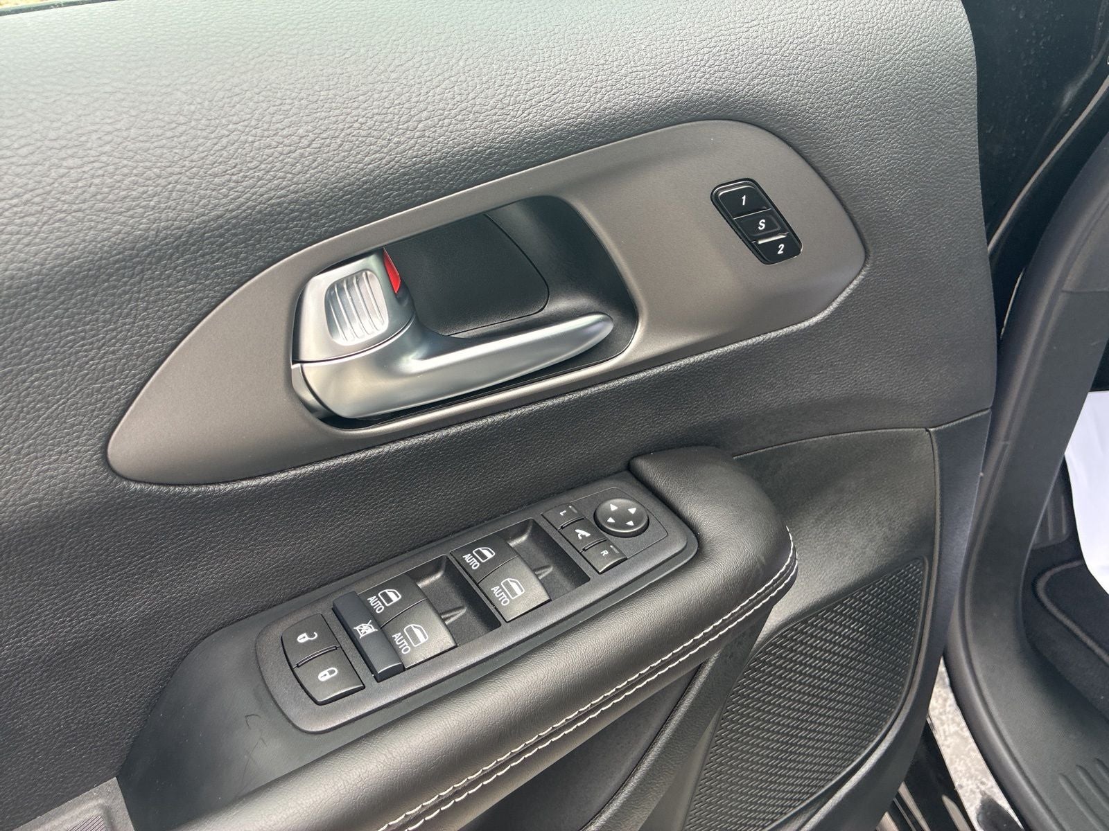 2027 Chrysler Pacifica PACIFICA LIMITED AWD
