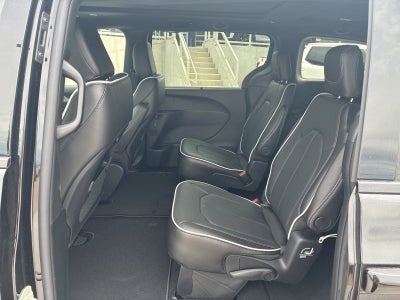 2027 Chrysler Pacifica PACIFICA LIMITED AWD