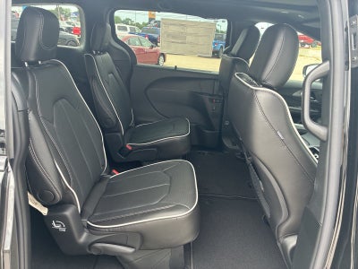 2027 Chrysler Pacifica PACIFICA LIMITED AWD