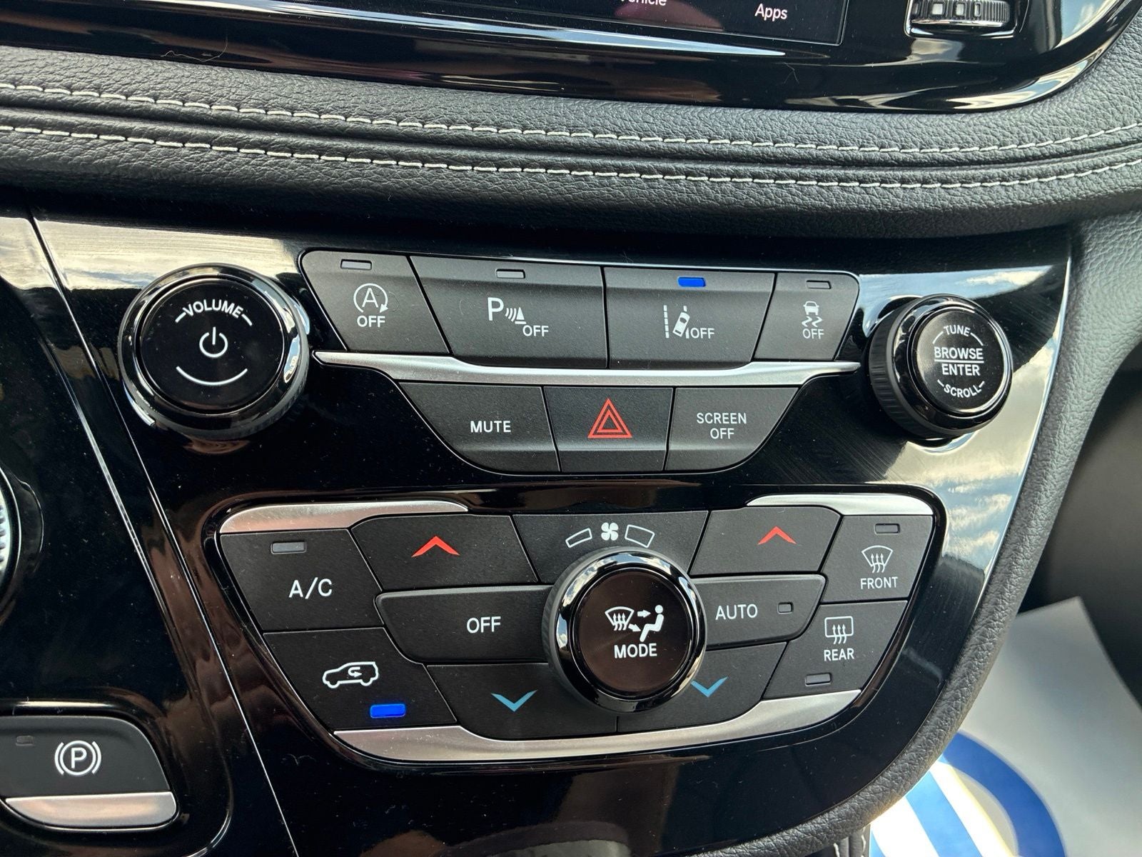 2027 Chrysler Pacifica PACIFICA LIMITED AWD