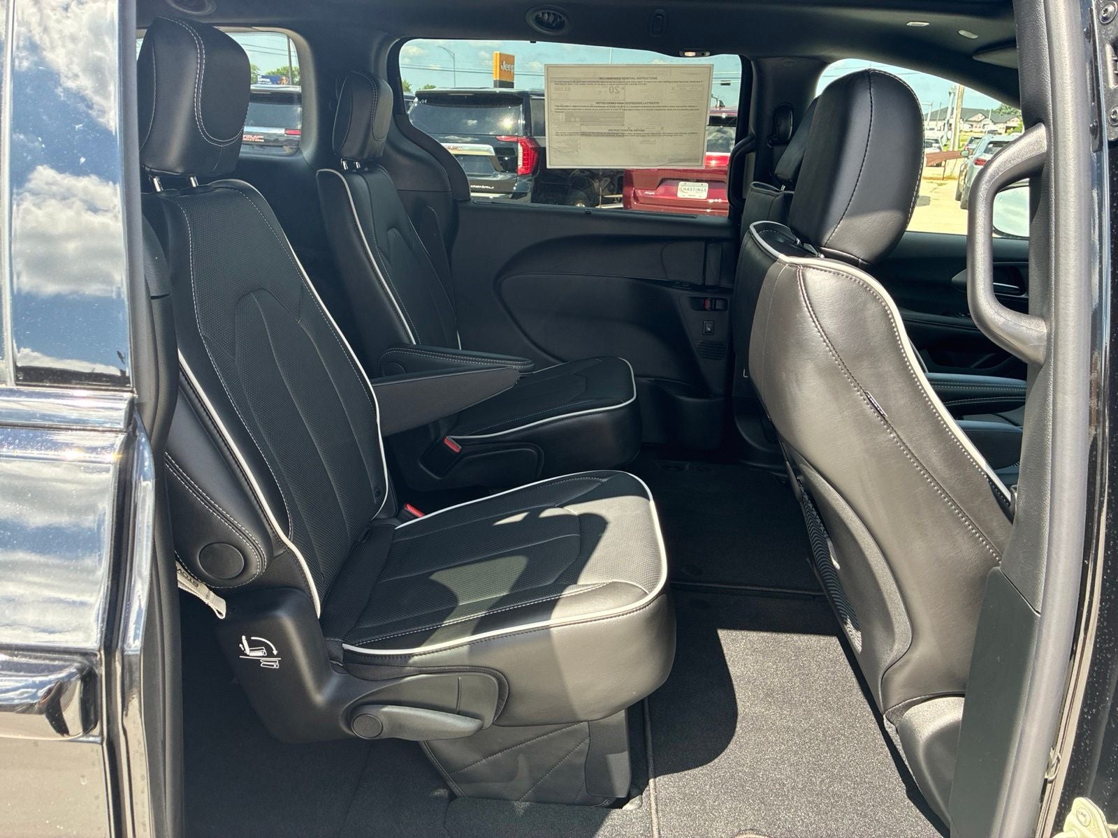 2027 Chrysler Pacifica PACIFICA LIMITED AWD