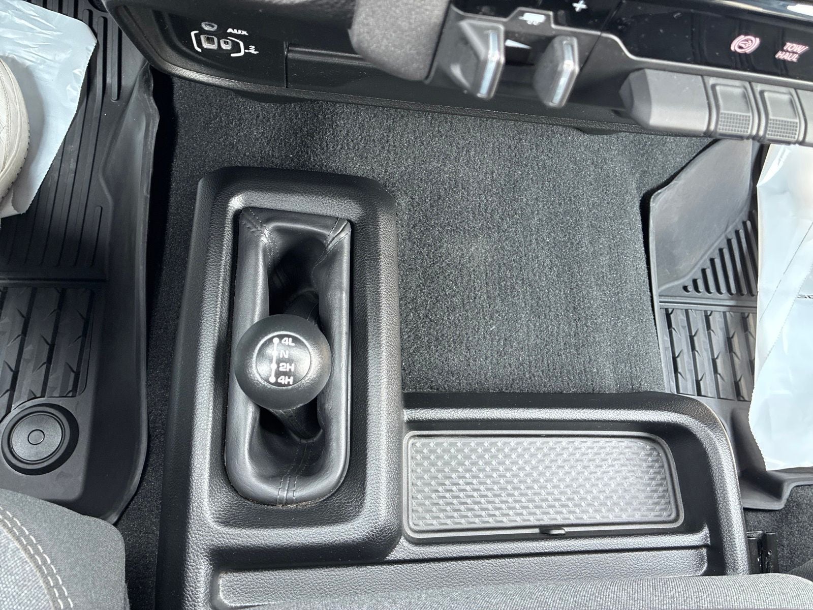 2024 RAM 3500 Tradesman Crew Cab 4x4 6'4' Box